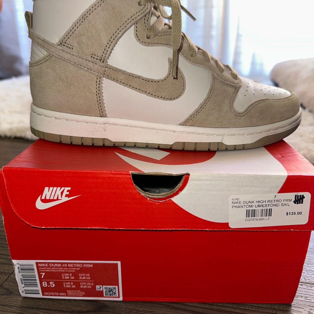 Nike Dunk High - Phantom/Limestone/Sail - Lightly used